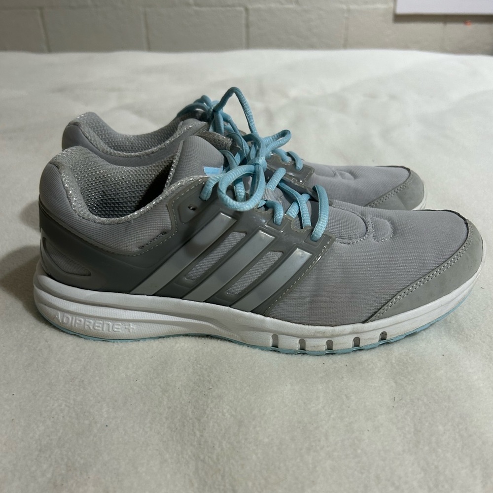 Adidas women’s size 8.5 gray shoes.
